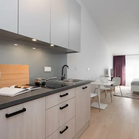 Appart hôtel Premium Halicka 5 *