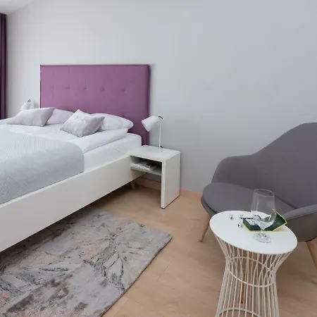 Premium Halicka 5 Apartmanhotel